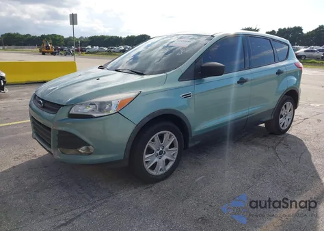 2013 Ford Escape S from USA, damaged, VIN 1FMCU0F70DUB78135